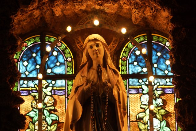 Marien-Statue in Eichenbühl-Riedern in der dortigen Pfarrkirche St. Kilian.