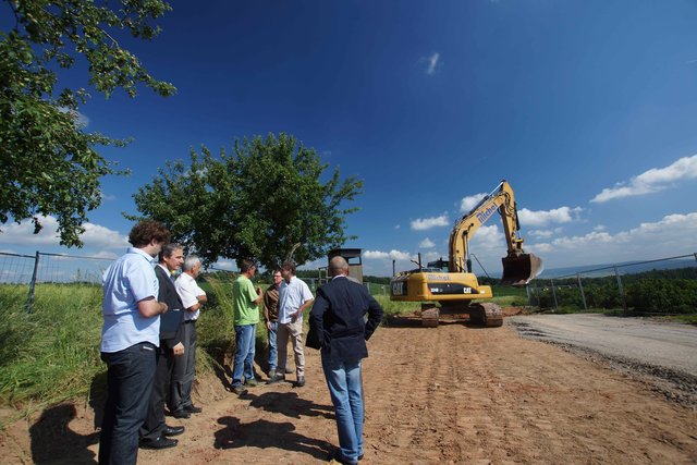 Ortstermin im Juni 2014 vor der einstigen Mainbullauer Müllhalde.