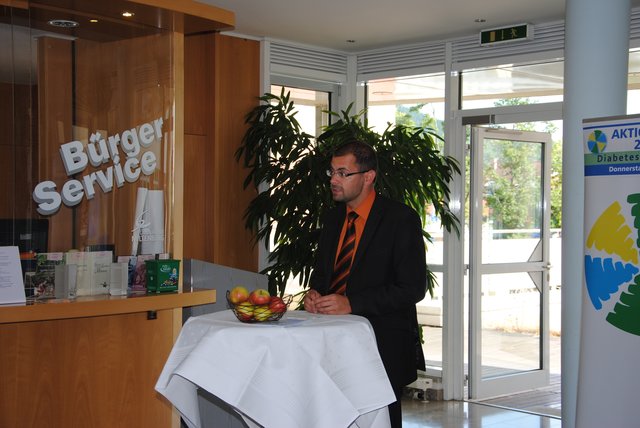 Landrat Jens Marco Scherf bei der Eröffnung des Aktions- und Selbsthilfetages 2014. | Foto: Andrea Kaller-Fichtmüller