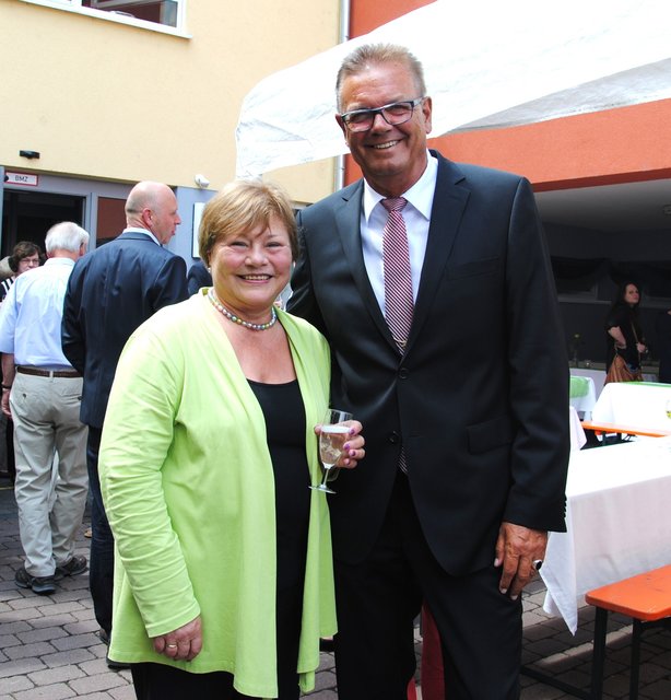 Bürgermeister Günther Oettinger lobte Gisela Zöller als Frau mit Mut und viel menschlicher Wärme.