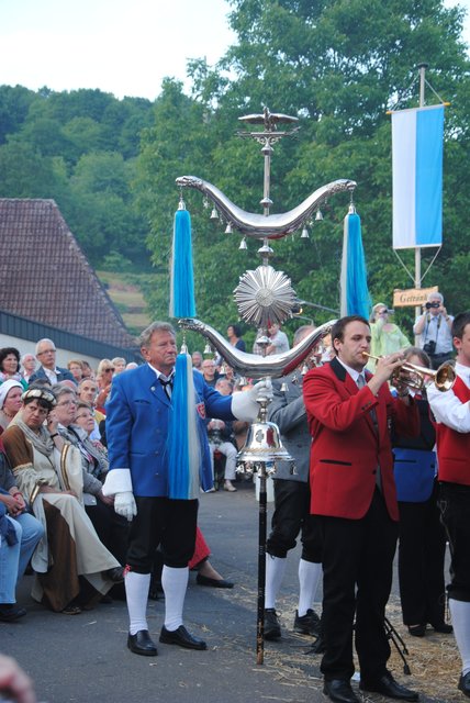 Großer Zapfenstreich beim Historischen Markt in Fechenbach. | Foto: Andrea Kaller-Fichtmüller