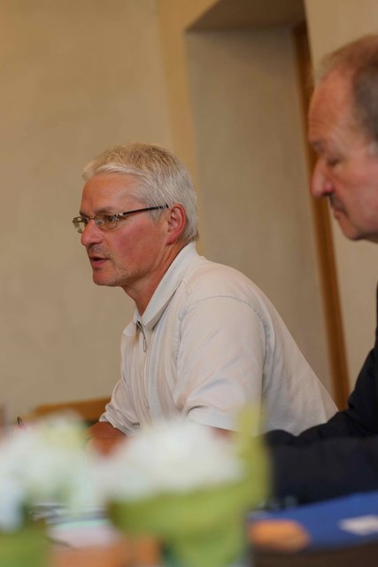 Dr. Hans Jürgen Fahn (MdL) hatte bei einer Informationsveranstaltung der Freien Wähler im Lndkreis Miltenberg einen hochkarätigen Experten aus Aschaffenburg zu Gast: Karl Heinz Betz (Nahverkehrs-Beauftragter der Gebietskörperschaften Aschaffenburg (Stadt und Land) und Miltenberg.
