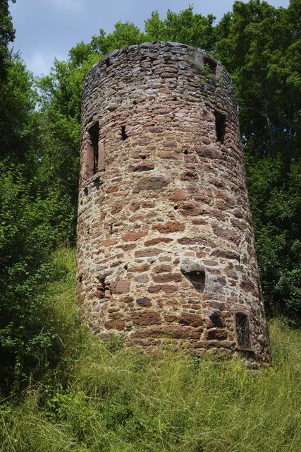 Der historische Mautturm in Eichenbühl an der "Römer-" und späteren Handelsstraße birgt noch manches Geheimnis.