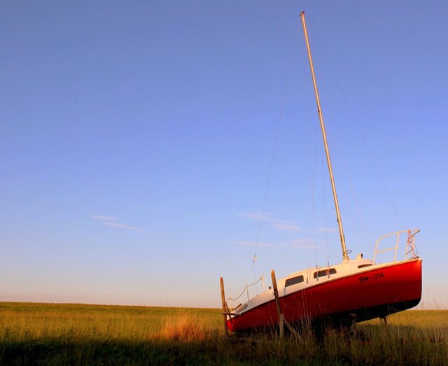 "Ein Boot im Grünen... - Urlaubsgefühle" --> Gottersdorf Juli 2014