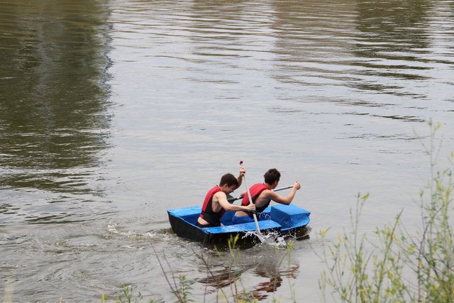 Das vierte Boot beim Start und ...