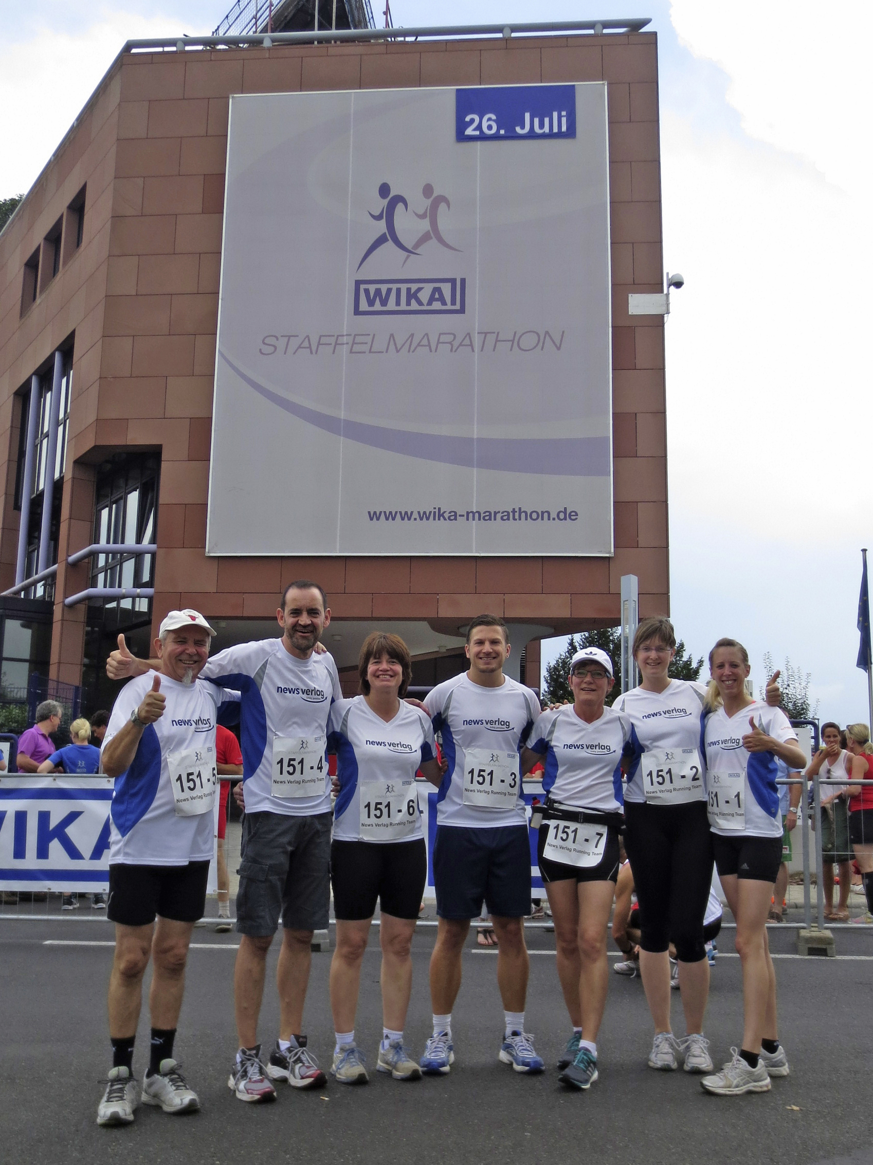 Das news verlag-Running-Team. V.l.n.r.: Peter Fuchs, Manfred Scheurich, Manuela Bischof, Philipp Ulrich, Iris Breitenbach, Ivonne Löber und Anika Fürst.