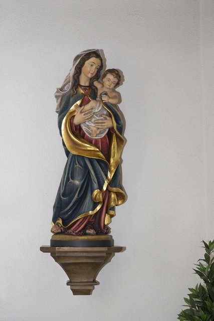 Marienstatue mit Jesuskind in Windischbuchen