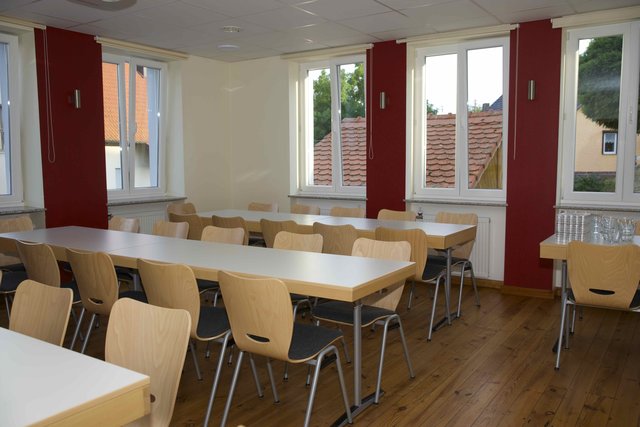Früher einziger Schulsaal, jetzt Gemeinschafts-Raum im Dorfgemeinschaftshaus in Windischbuchen