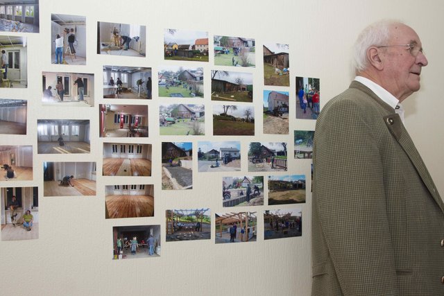 Positive Resonanz auf die Ausstellung zum Thema "Schule in Windischbuchen"
