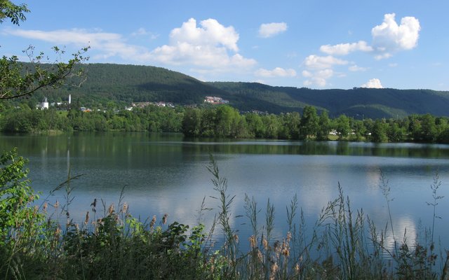 Idyllisches Plätzchen am See...