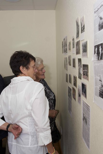 Positive Resonanz auf die Ausstellung zum Thema "Schule und deren Umgestaltung zum Dorfgemeinschaftshaus in Windischbuchen"
