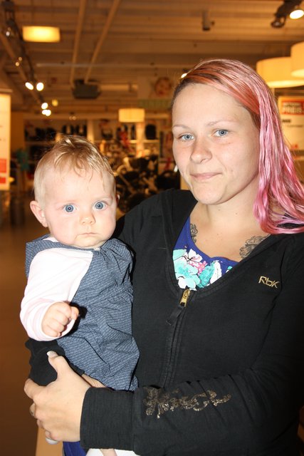 Gewinnerparty "Wonneproppen 2014" im Wohn-Center Spilger in Obernburg.