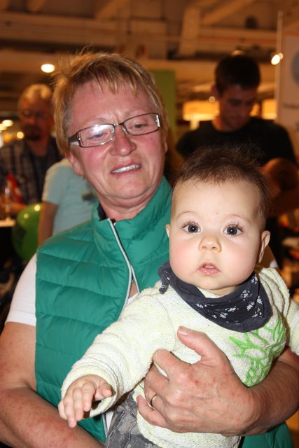 Gewinnerparty "Wonneproppen 2014" im Wohn-Center Spilger in Obernburg.