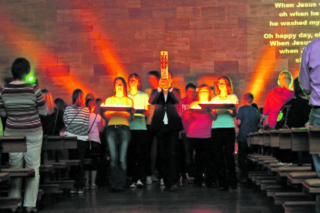 Das Firmfestival – hier eine Aufnahme vom Firmfestival 2012 – ist einer der Knotenpunkte oder auch Pflichtelemente, die beim neuen Firmkonzept „glaubensnetz“ des Dekanats Miltenberg eine Rolle spielen und von den Firmlingen wahrgenommen werden sollen. | Foto: kja Regionalstelle Miltenberg