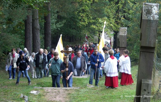 Engelbergwallfahrt 2014 - Kreuzweg zur Maria - Hilf Kapelle