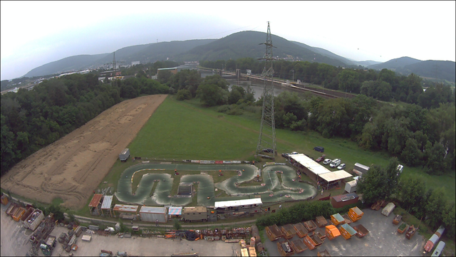 Rennstrecke in Großheubach aus luftiger Höhe