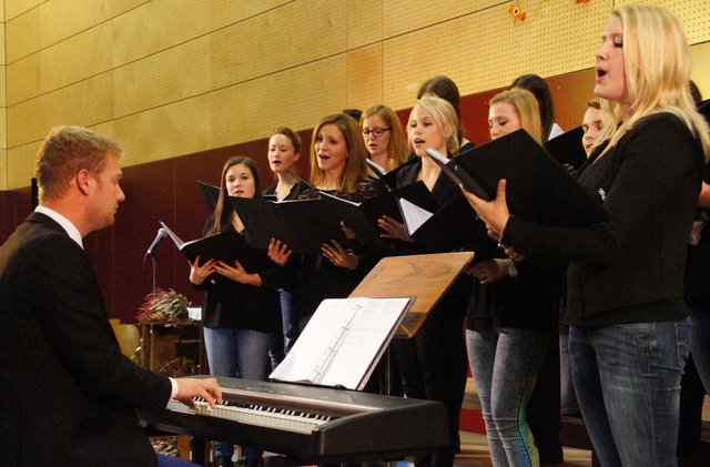 Der Jugendchor aus Dammbach.