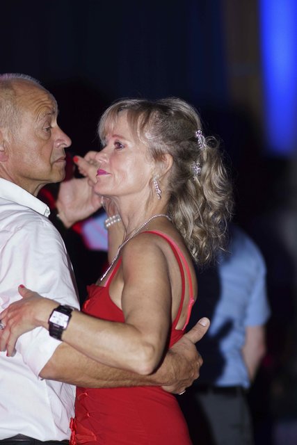 Sternschnuppenball 2014 in Bürgstadts Mittelmühle: Ein geräumiges, dekoratives  Ambiente, begeisterte Akteure,  temperamentvolle Musik, nette Service-Kräfte - dies alles wird den Ball-Besuchern nachhaltig in Erinnerung bleiben!