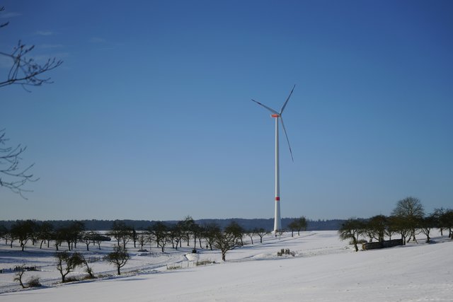 Weiße Dezember-Szenerie im Odenwald "zwischen den Jahren"