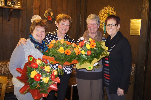 Scheiden aus der Vorstandschaft aus: Magret Jeska, Margot Kehl, Inge Zipf und Josemarie Schmitt als Kassiererin.