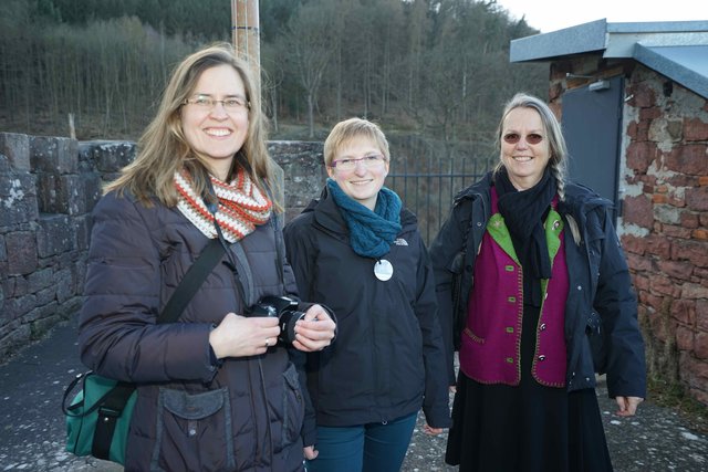 Sandra Heinz, Vera Hollfelder und Dorothea Zöller übernahmen Mitte März 2015 mit Gastronomen und Hoteliers aus der Region eine dreistündige Führung zu besonderen Sehenswürdigkeiten in der Altstadt, auf die Mildenburg und zu einer örtlichen Brauerei.