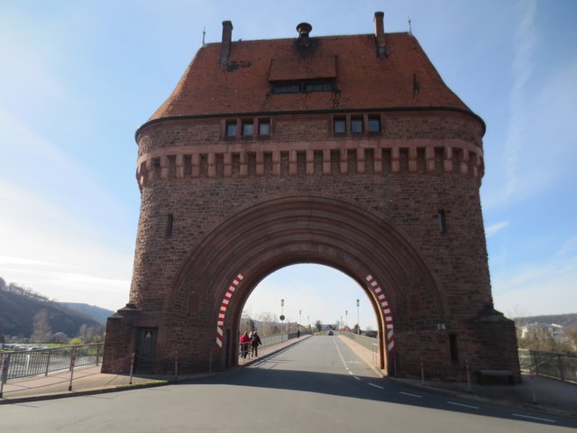"Das Tor zum Glück" - Miltenberger Brückentor