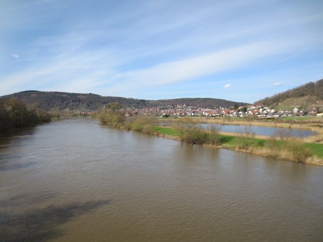 Blick über den Main nach Großheubach