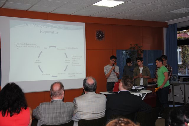 Das Autohaus Eichhorn wird vorgestellt. | Foto: Andrea Kaller-Fichtmüller