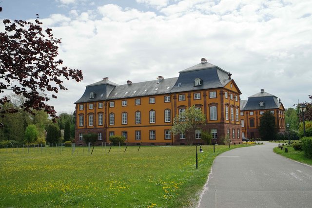 Kleinheubacher Schloss.