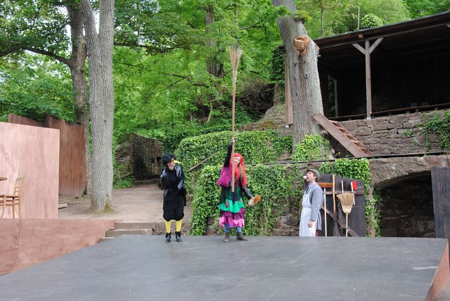 Impressionen von den Proben zu "Die kleine Hexe". | Foto: Andrea Kaller-Fichtmüller