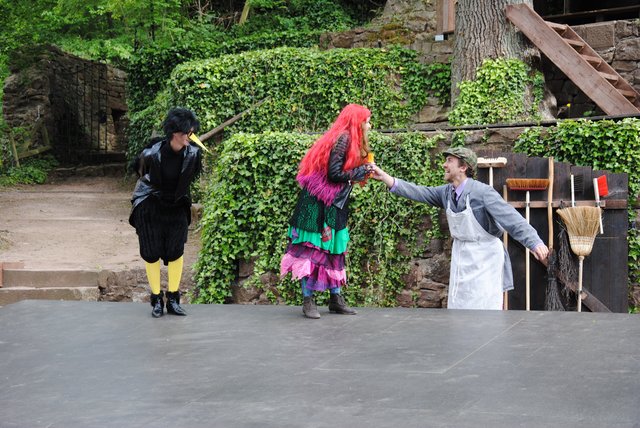 Impressionen von den Proben zu "Die kleine Hexe". | Foto: Andrea Kaller-Fichtmüller