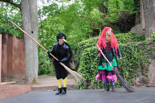 Impressionen von den Proben zu "Die kleine Hexe". | Foto: Andrea Kaller-Fichtmüller