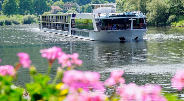 2014 musste die Stadt Miltenberg rund einhundert Touristen-Schiffen, die am Main anlegen wollten, eine Absage erteilen. Die beiden Miltenberger Anlegestellen in Badnähe und Richtung Miltenberg-West sind weiterhin überlastet.