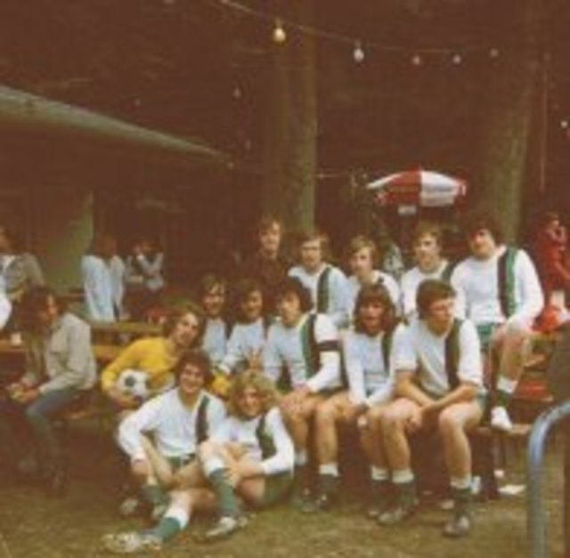 Jugendmannschaft VfL Mönchberg beim Ausflug 1971
