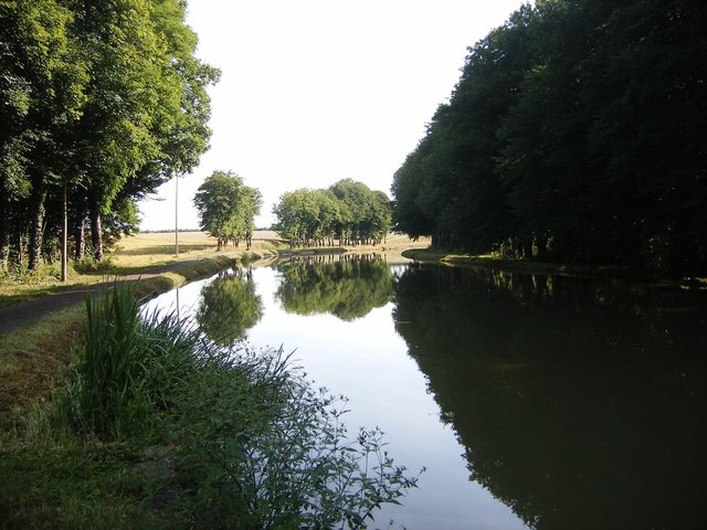 Kanal in Burgund