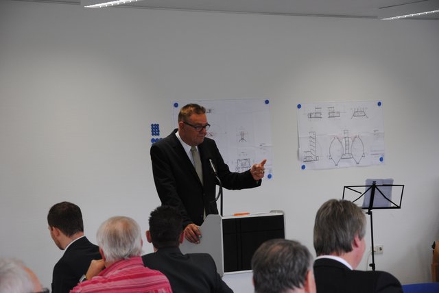Verbandsvorsitzender Bürgermeister Günther Oettinger | Foto: Andrea Kaller-Fichtmüller