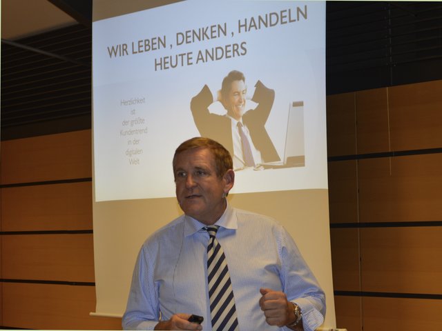 Edgar K. Geffroy: "Legen Sie jetzt die digitale Strategie für Ihren Erfolg fest."
