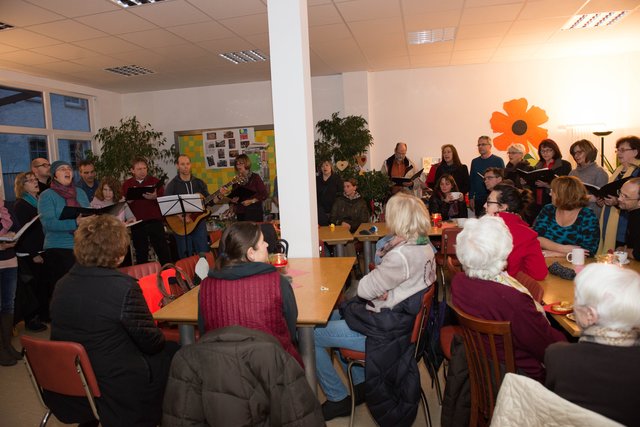 Auftritt des Moya-Chores