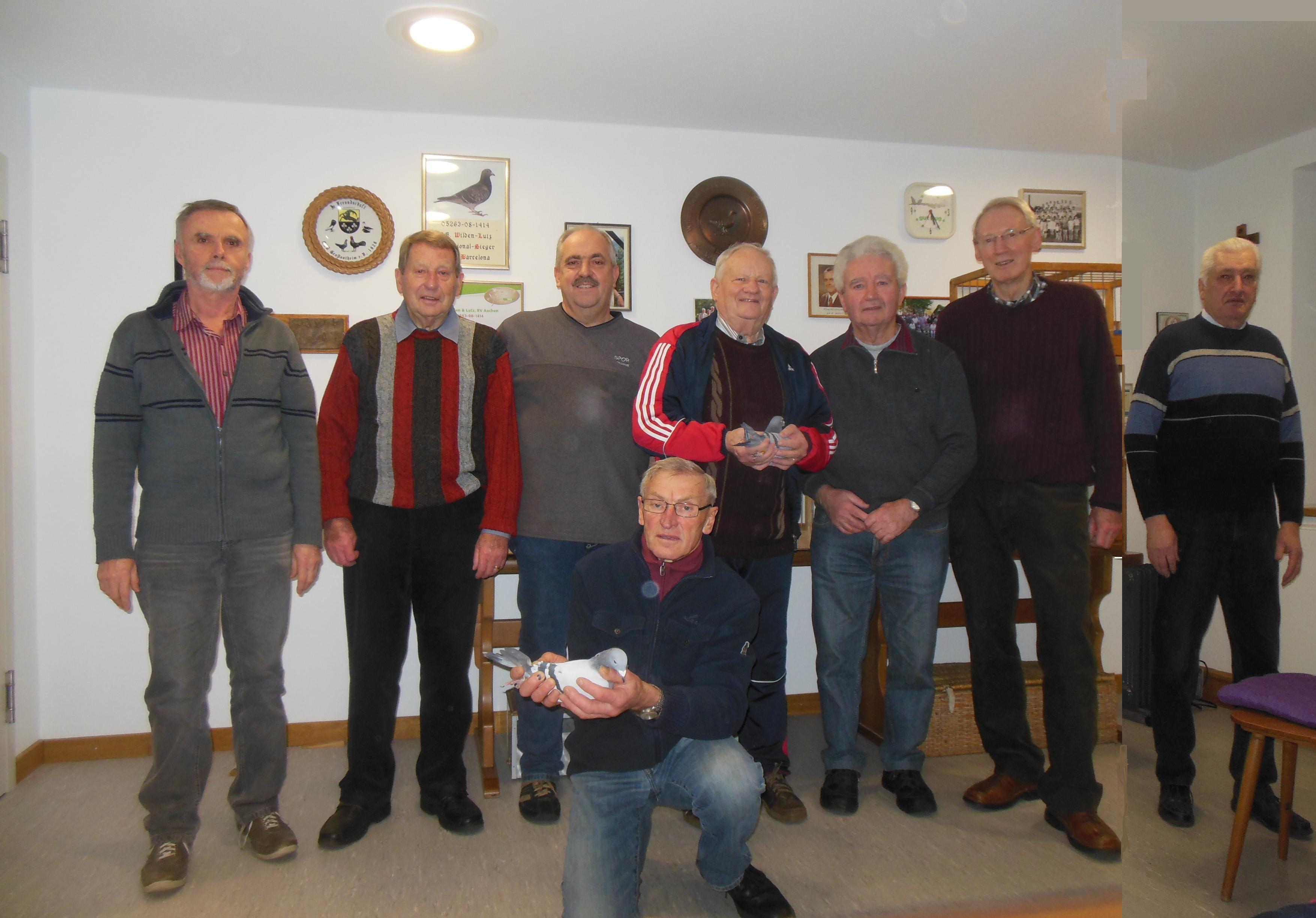 von links nach rechts: Ingbert Pfuhl, Willibald Hock, Martin Zahn, Karl Jordan, Herbert Bergmann Erich Fries, Berthold Lutz und Otto Zahn.