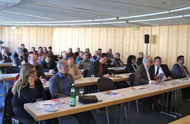 Ziel war es, mit regionalen Mandatsträgern und politisch interessierten Bürgerinnen und Bürgern über die erfolgreichen Initiativen und die zukünftigen Herausforderungen an eine sozialdemokratische Politik für die Kommunen ins Gespräch kommen.