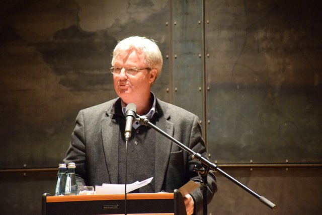 Peter Clever: Alle Flüchtlinge müssen an Integrationskursen teilnehmen können.