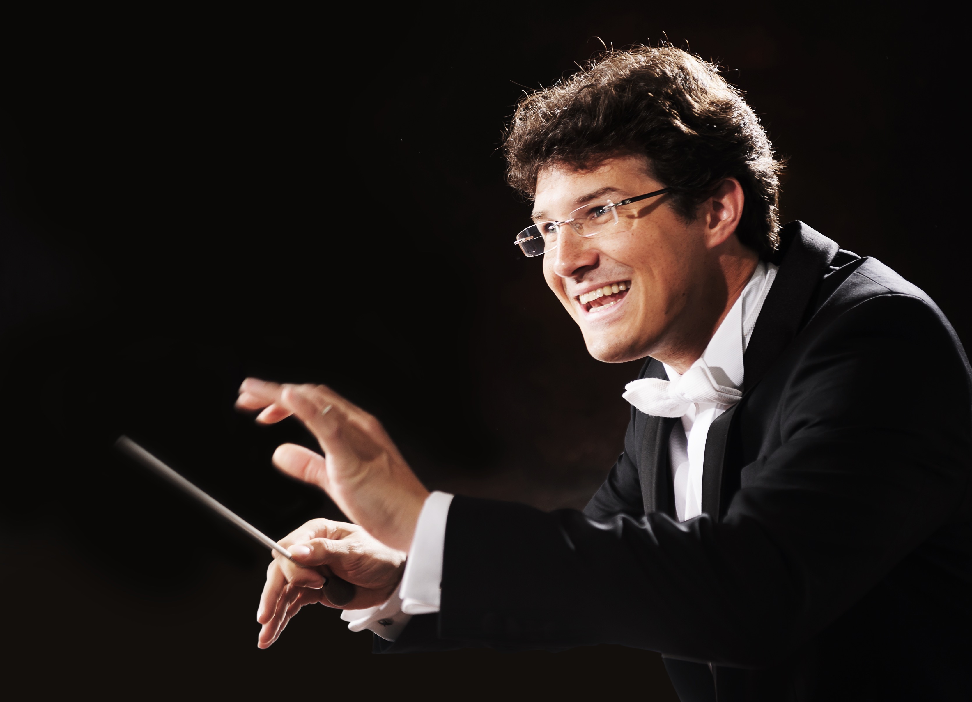 Mathias Wehr dirigiert das Konzert der Nordbayerischen Brass Band am 24. April in Nürnberg.