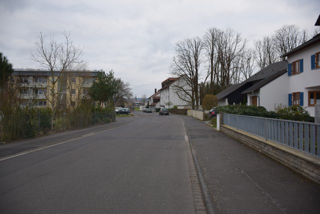 Kaum Licht am Leiderer Stadtweg.