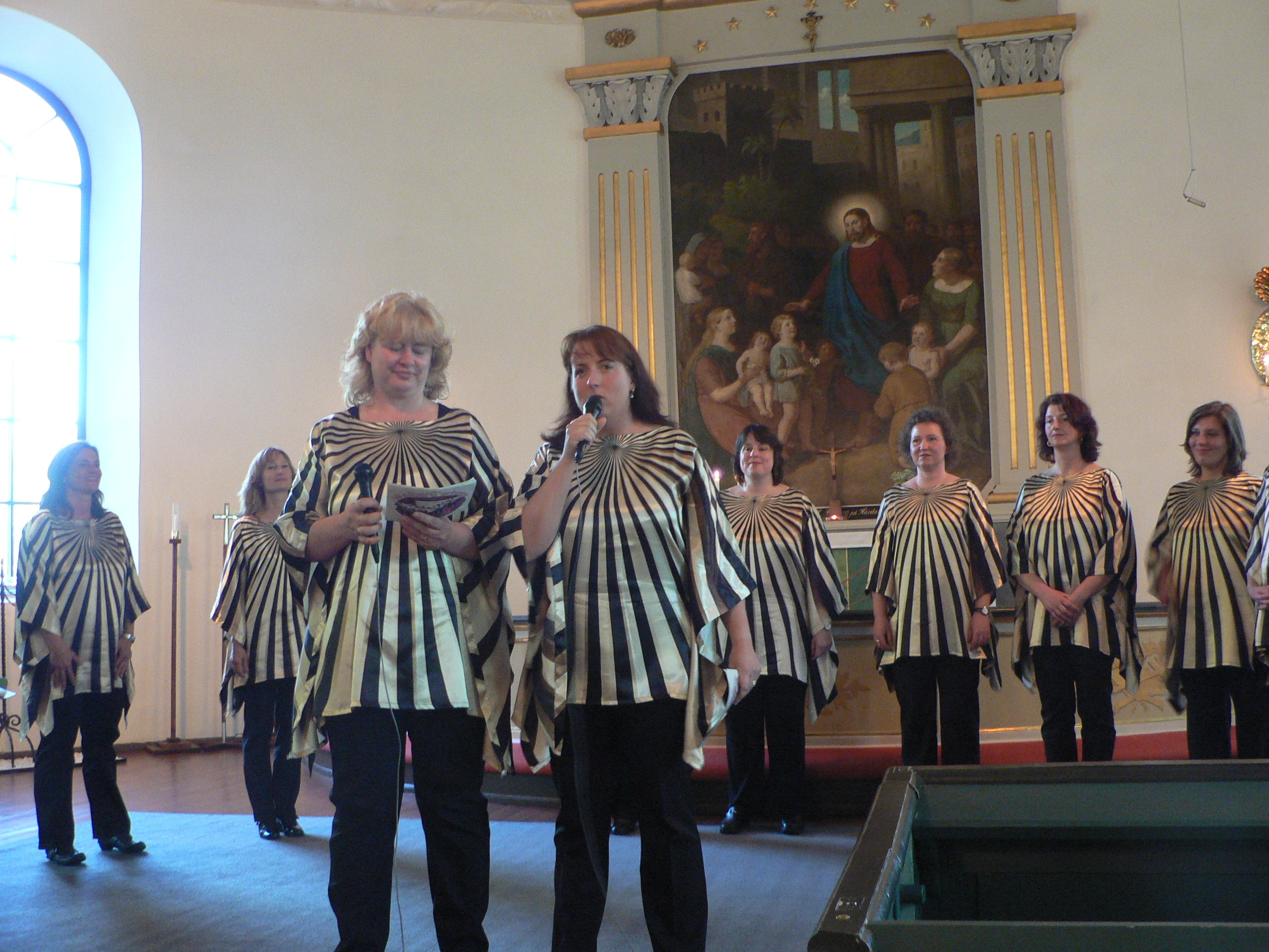 Auftritt in der Kirche von Björköby