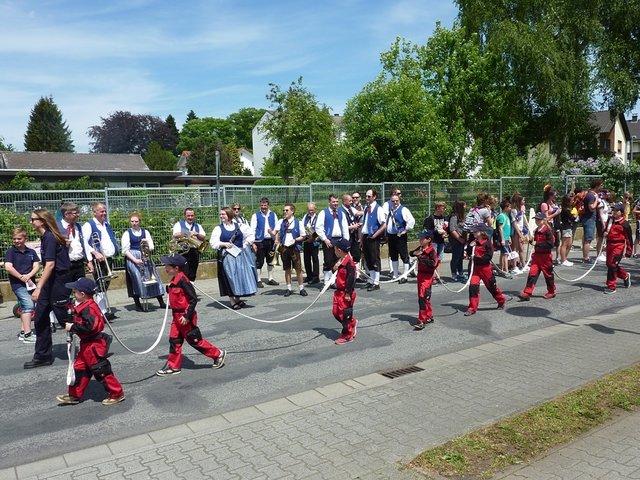 Minifeuerwehr - Blumenkorso Bienenmarkt Michelstadt 22. Mai 2016