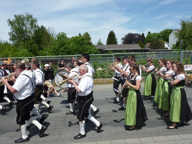 Musikverein Watterbach-Breitenbuch - Blumenkorso Bienenmarkt Michelstadt 2016
