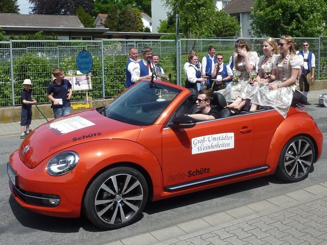 Groß-Umstädter Weinhoheiten - Blumenkorso Bienenmarkt Michelstadt 22. Mai 2016