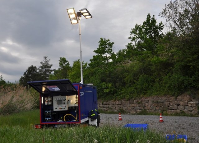 Das 85 kVA Stromaggregat im Einsatz.