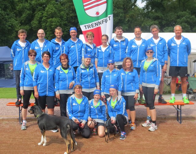 Die beiden Laufteams "Trennfurt-rennt" am 24-Stundenlauf in Hanau.