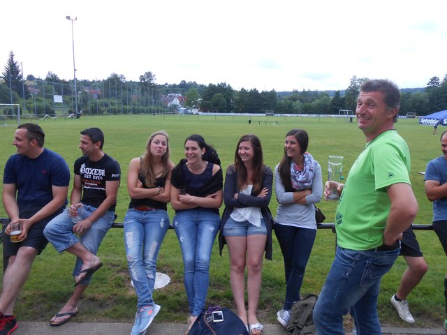 Mannschaft:" Geis and Giiiiiiiirls"
